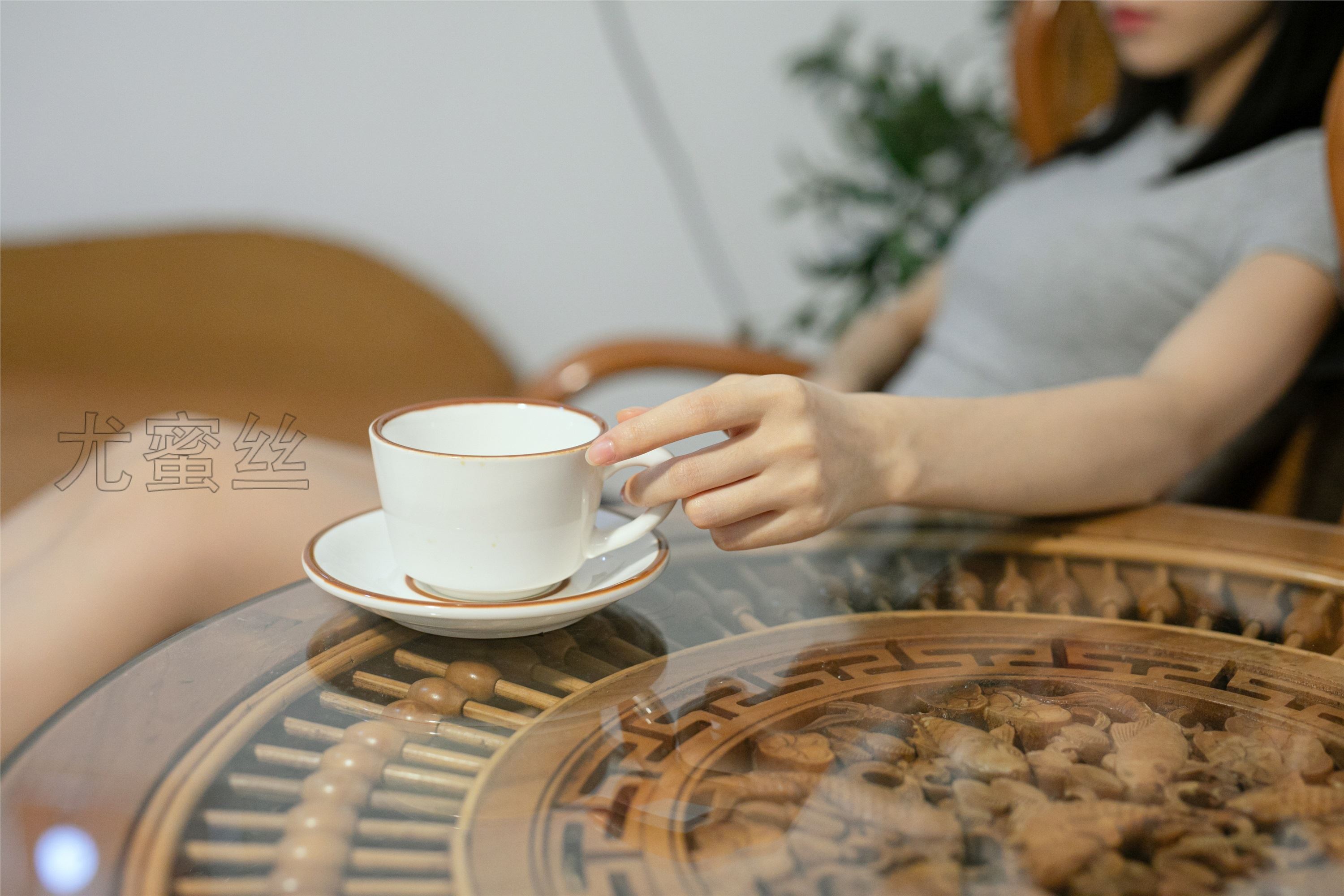 尤蜜丝 穿搭写真 NO.033